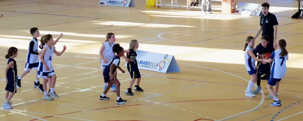 Bàsquet escolar femení